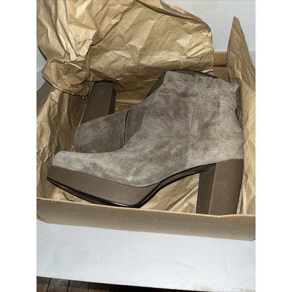 Woman’s Naked Feet‎ Attis Grey Side Zip Heel Boots Size 8 New - Picture 7 of 11